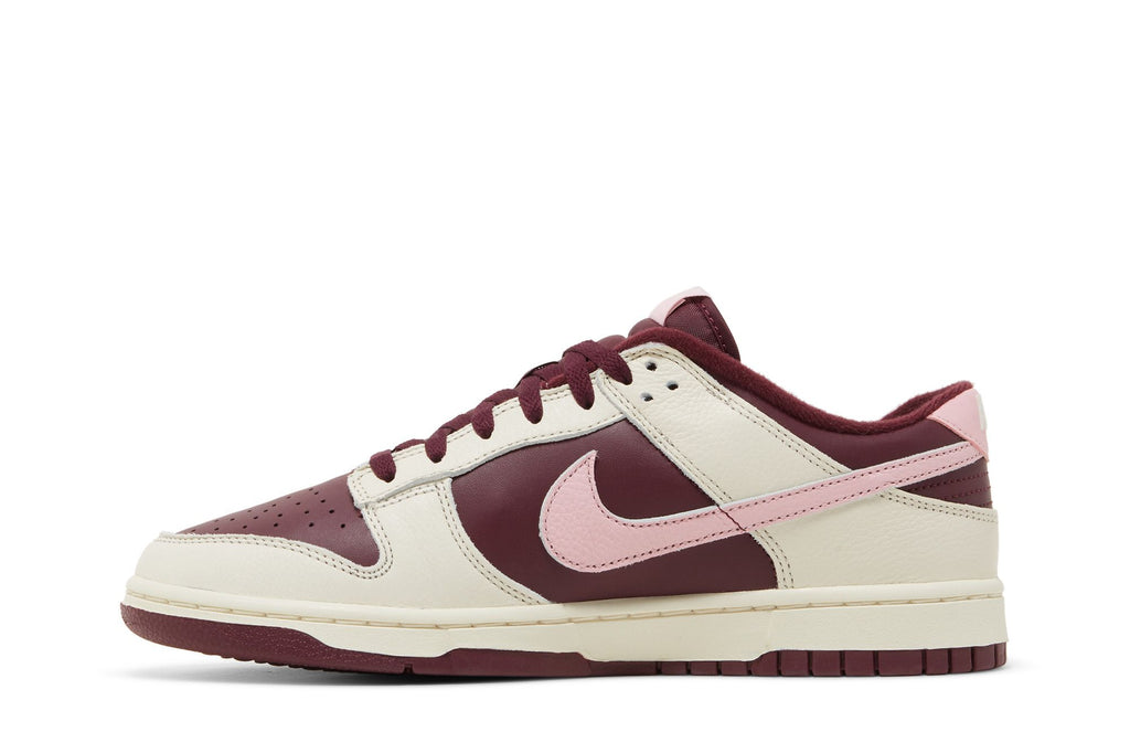 Jordan Nike Dunk Low Retro PRM - Valentine's Day (2023)
