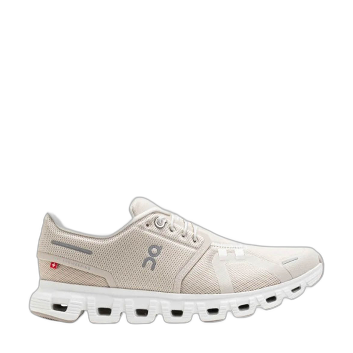 On Running Cloud 6 - Pearl White (Women's)