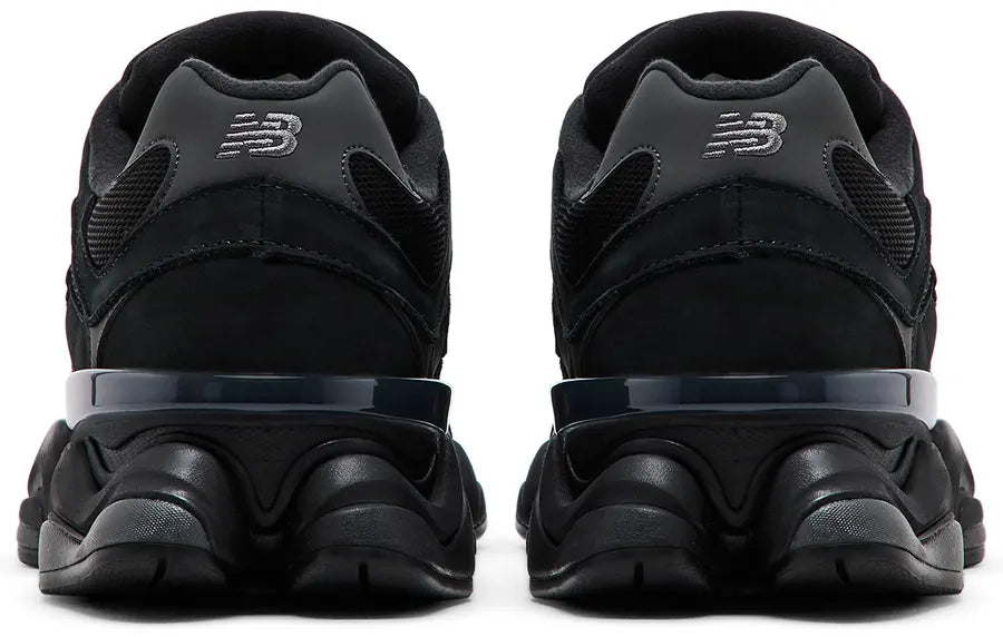 New Balance 9060 - BLACK CAT