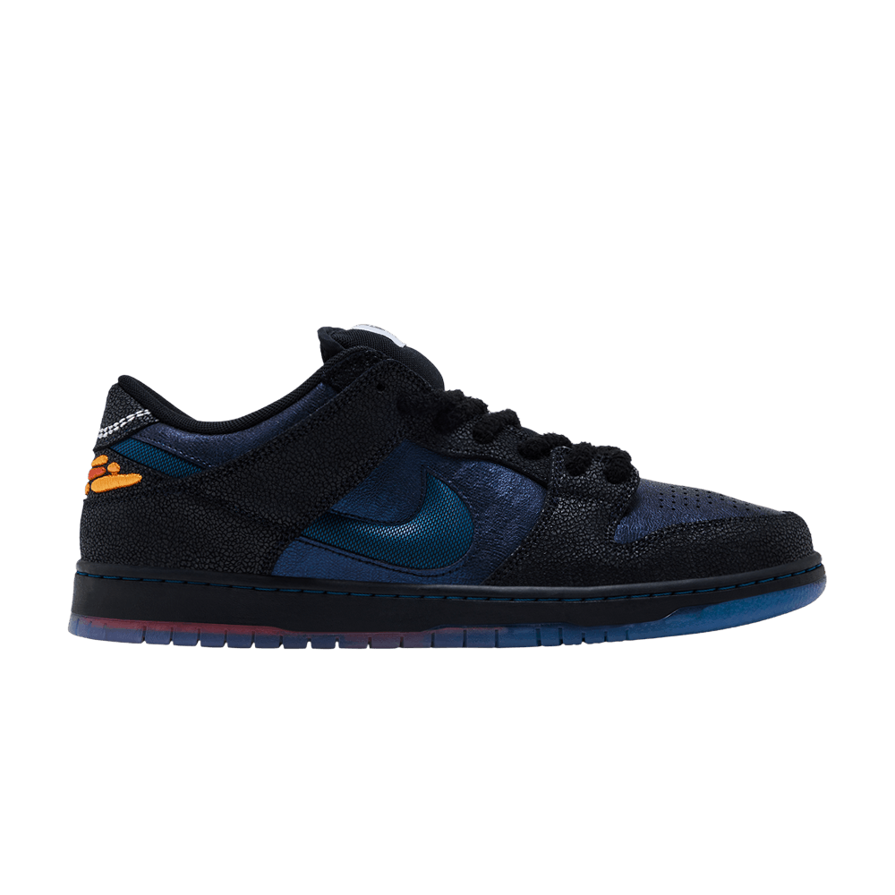 Bluetile x Nike SB Dunk - Black Marina White