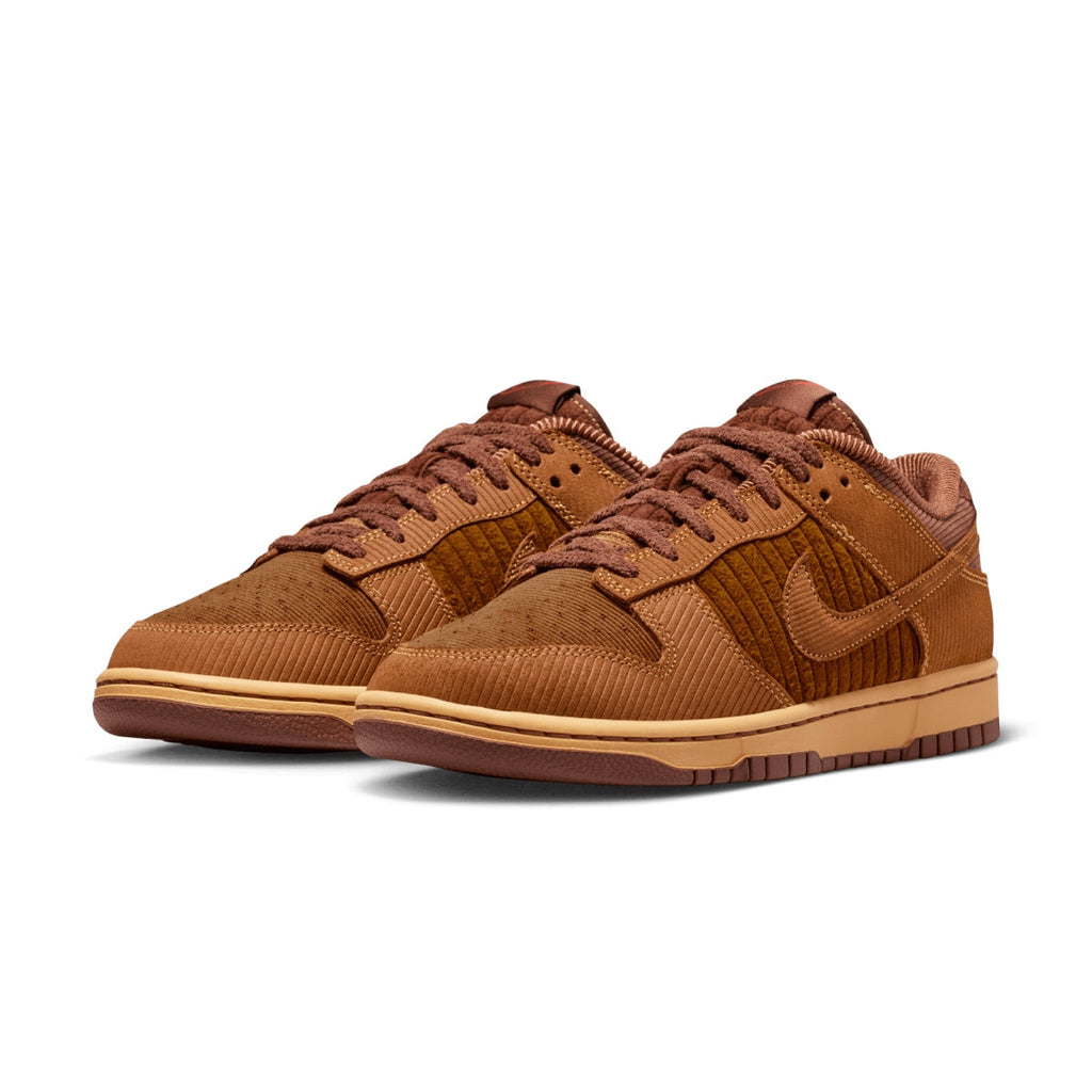 Nike Dunk Low Retro Premium - Light British Tan Corduroy