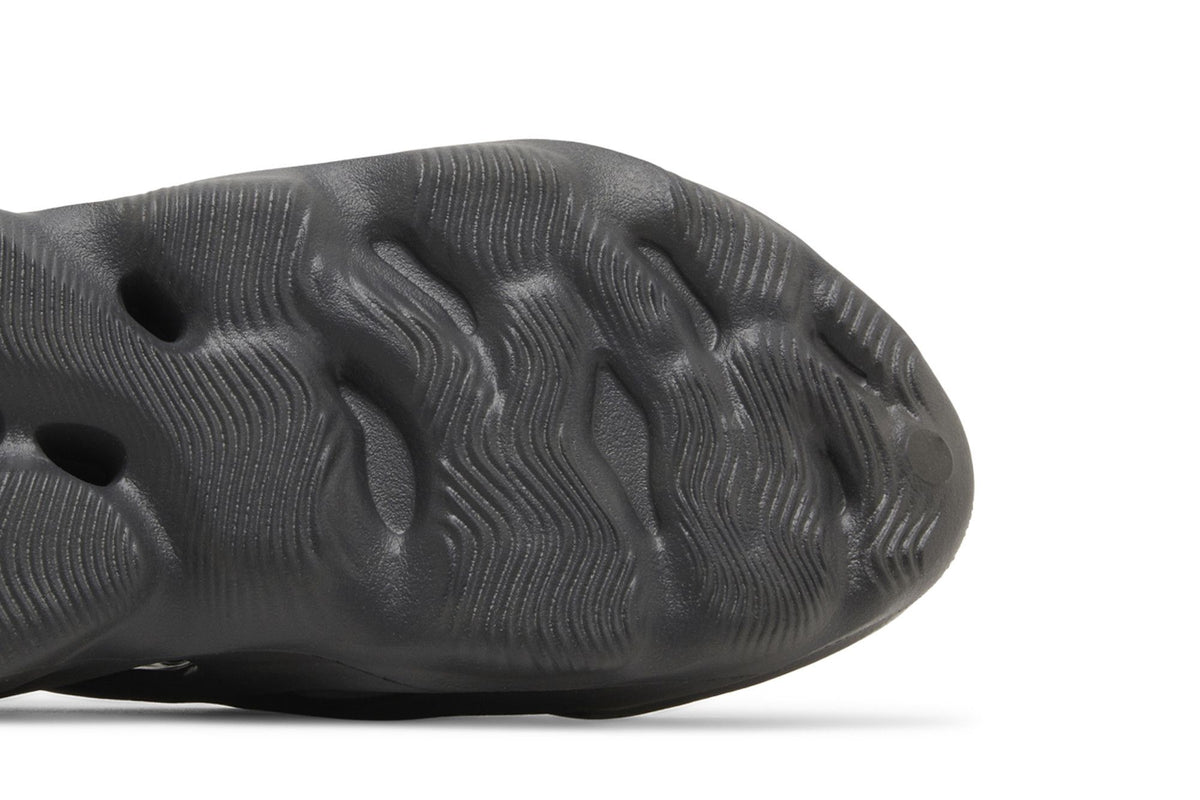 adidas Yeezy Foam RNR - Onyx