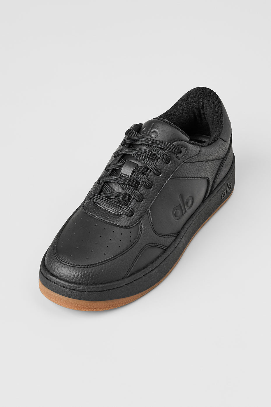 ALO Yoga Recovery Mode Sneaker (Unisex) - Black/Gum - 6