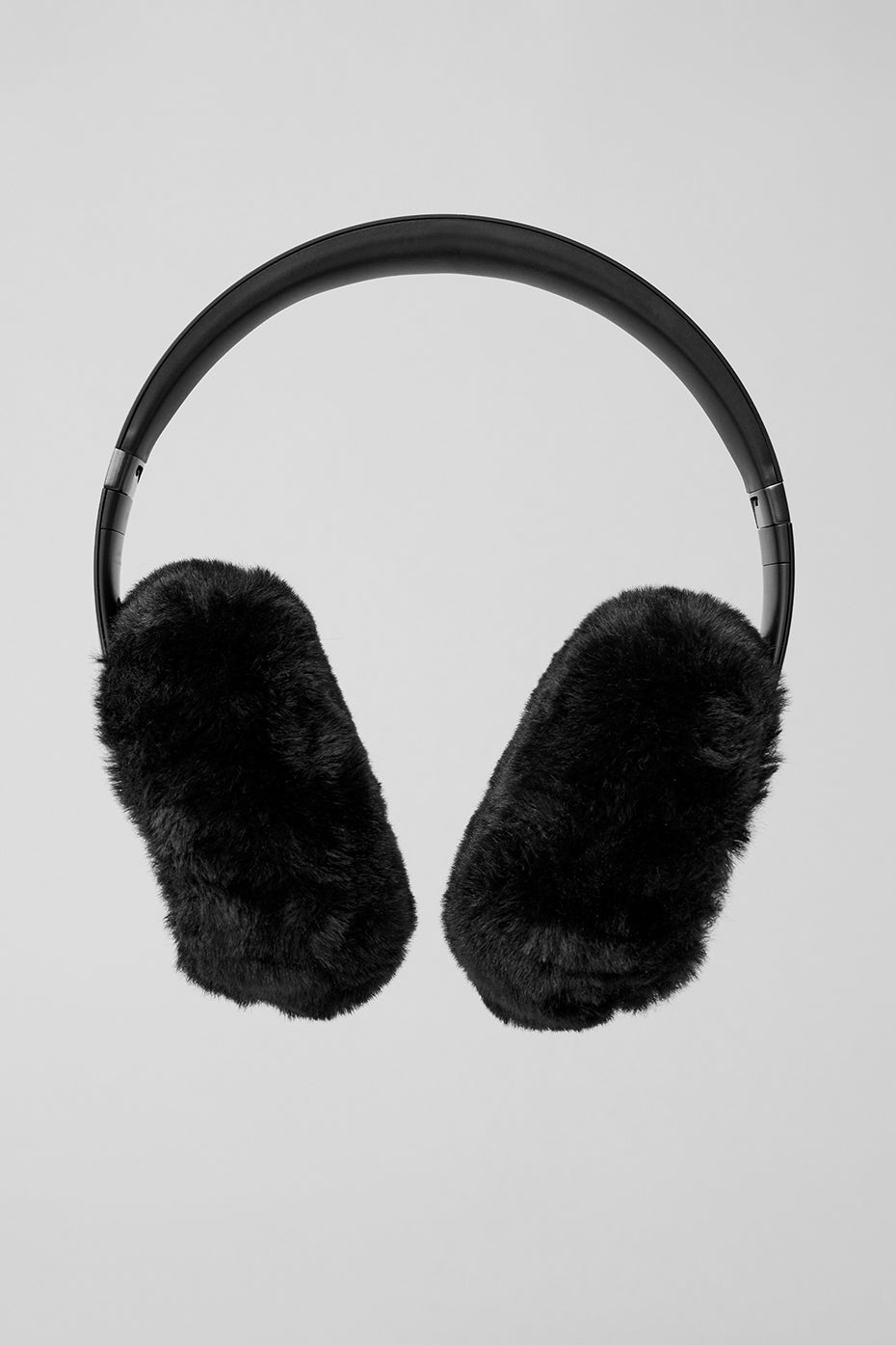 ALO Yoga Beats Studio Pro Headphones - Black - 3