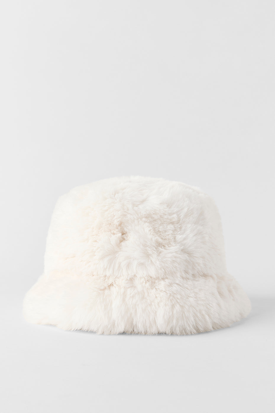 ALO Yoga Faux Fur Starstruck Bucket Hat - Ivory - 2