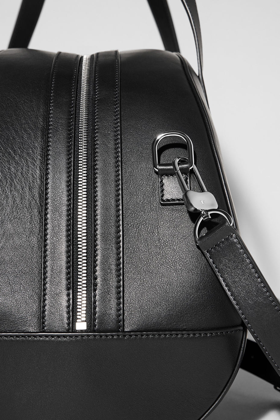 ALO Yoga Odyssey - Black Leather - 5