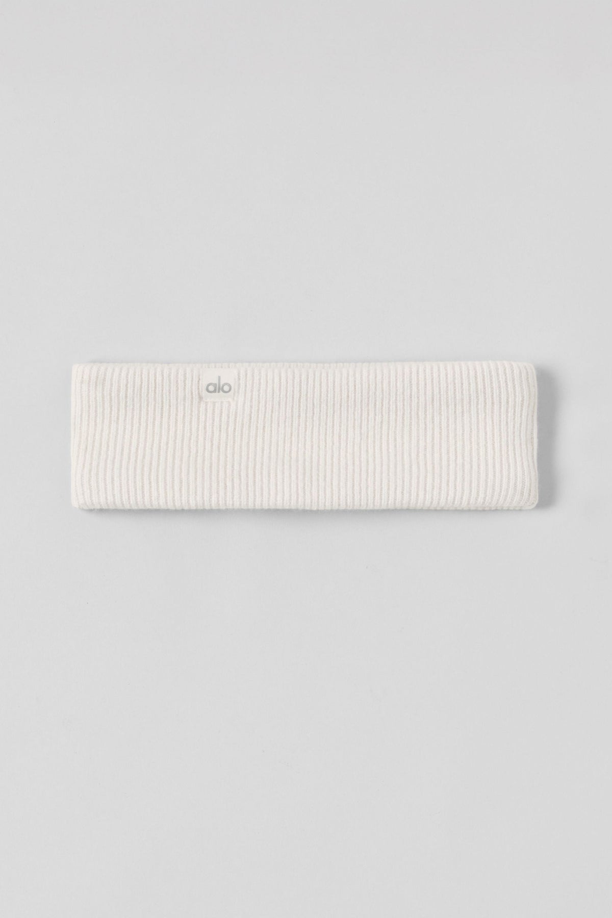 ALO Yoga Cashmere Wool Harmony Earwarmer - Ivory - 2