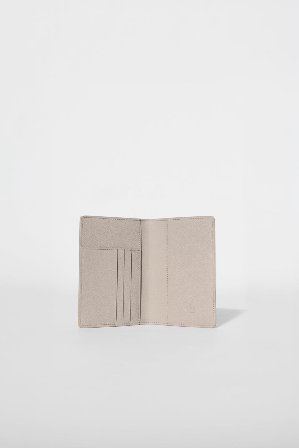 ALO Yoga Passport Cover - Gravel Leather - 2
