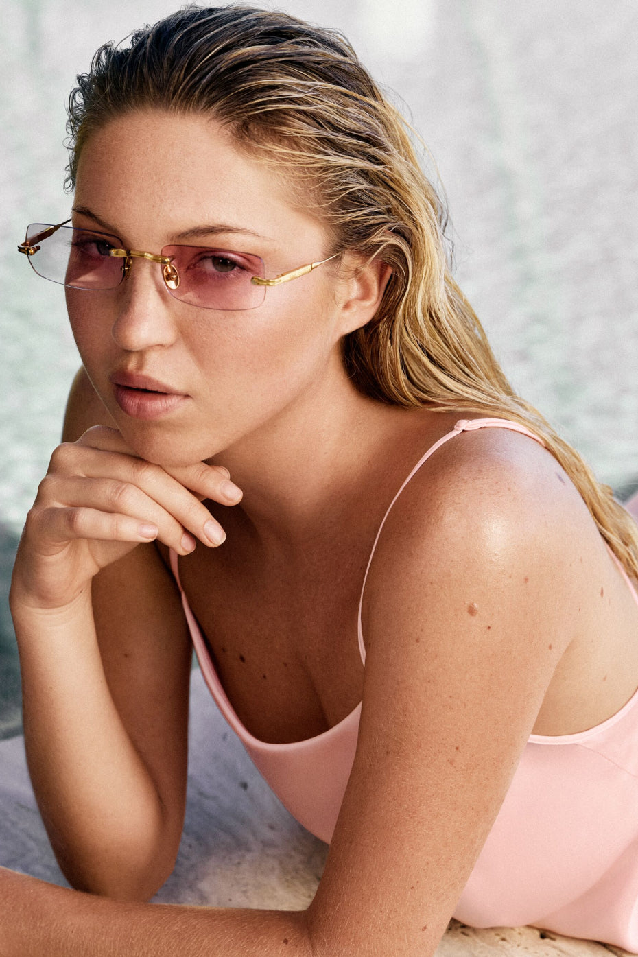 ALO Yoga Wire Frame Sunglasses - Gold/Pink Gradient - 2