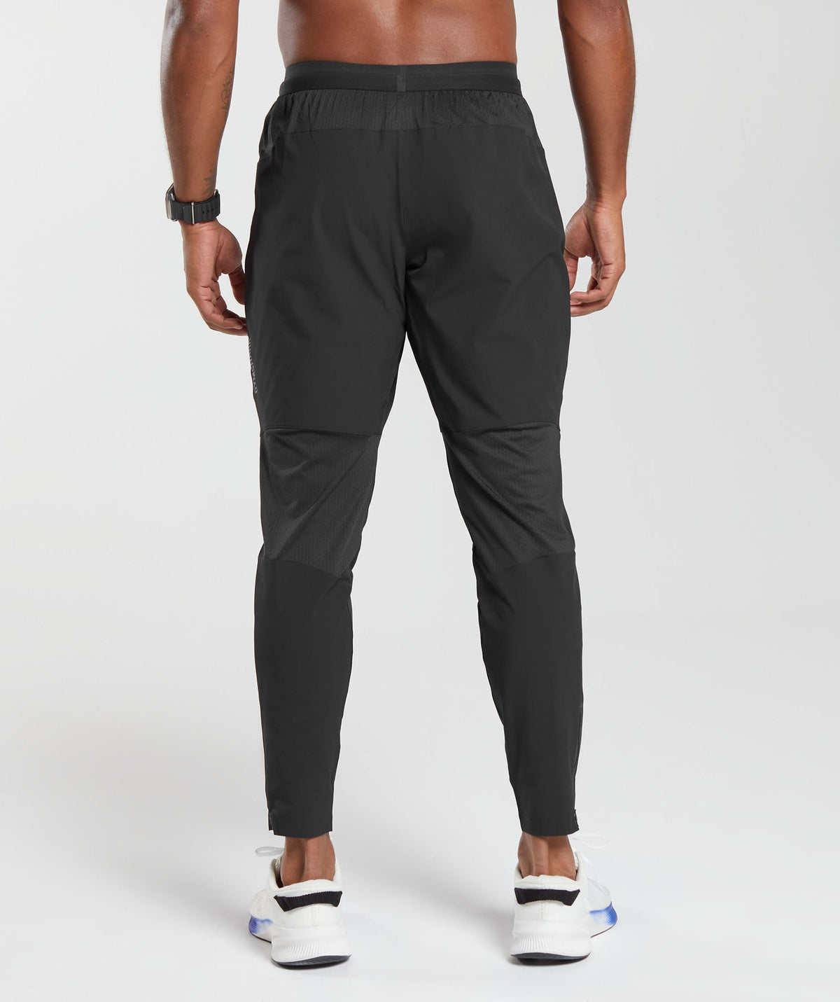 Gymshark Hybrid Woven Joggers - Black - 2