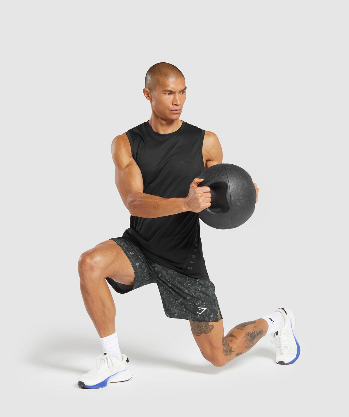 Gymshark Sport 7" Shorts - Graphite Grey - 4