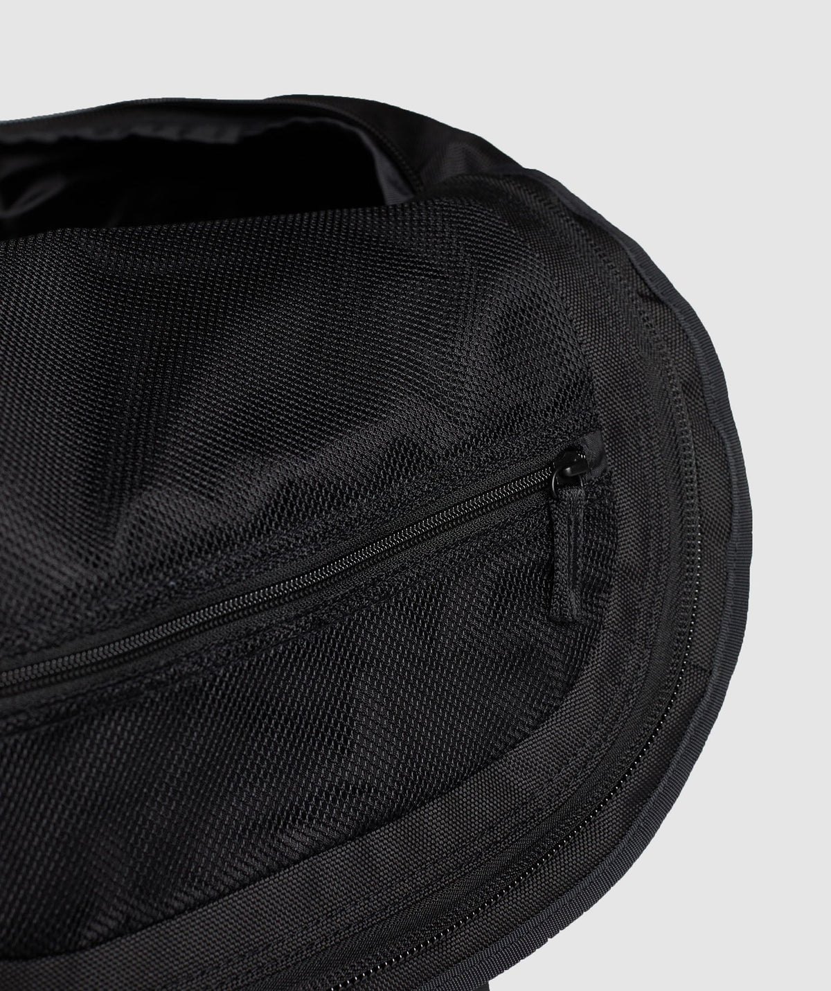 Gymshark Tactical Large Barrel Bag - Black - 5
