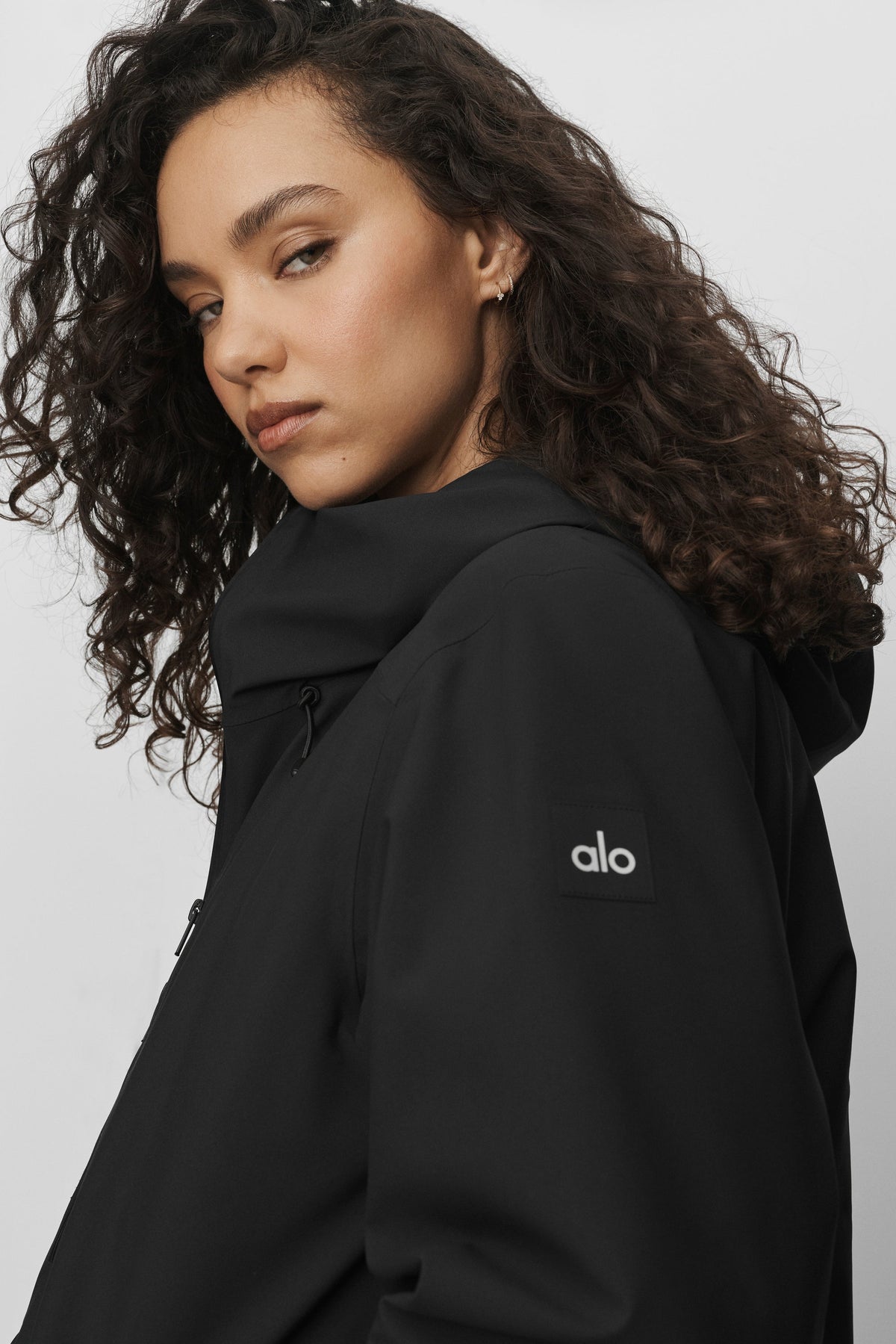 ALO Yoga Alpha Max Insulated Jacket - Black - 5