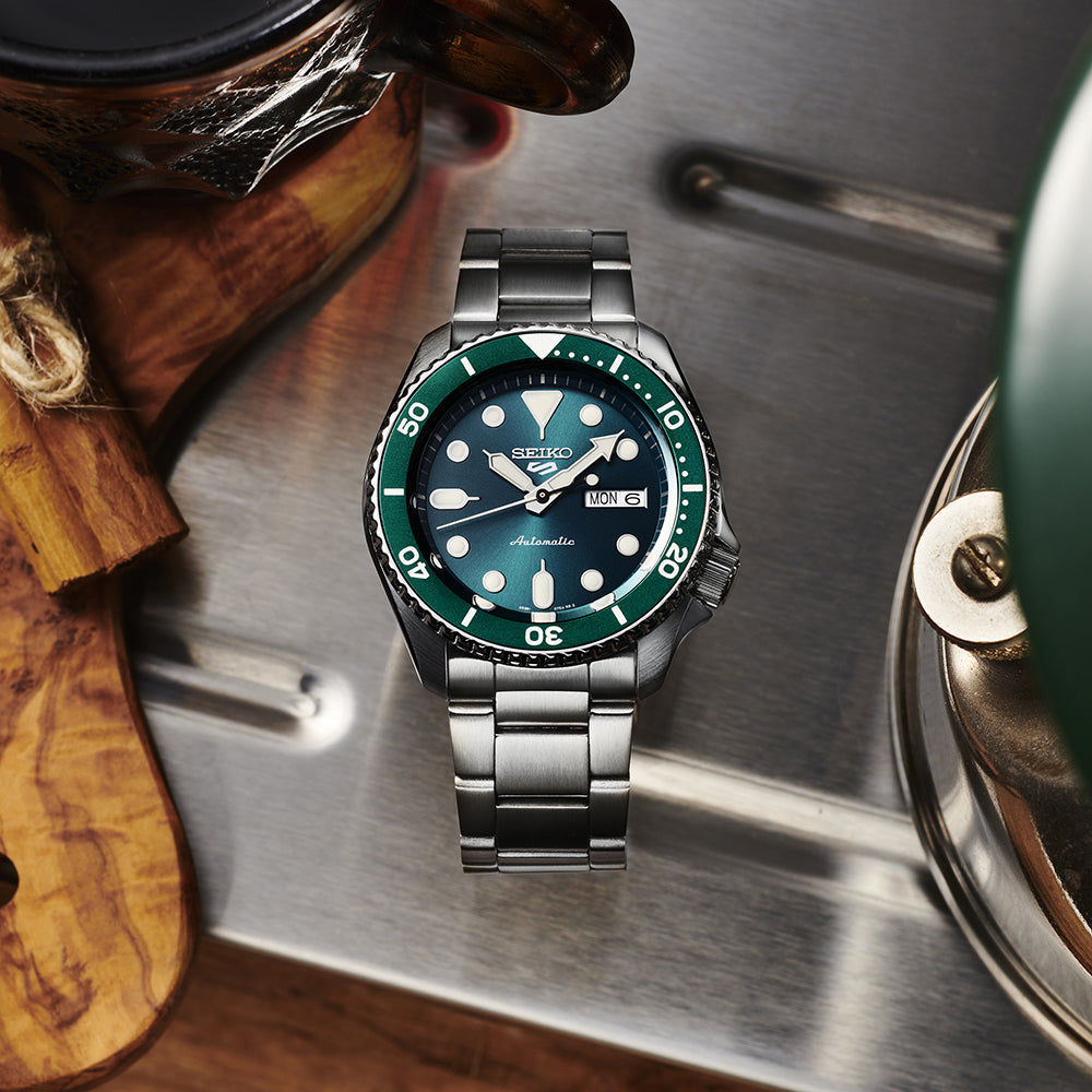 Seiko 5 Sports SKX series SRPD61 - 2