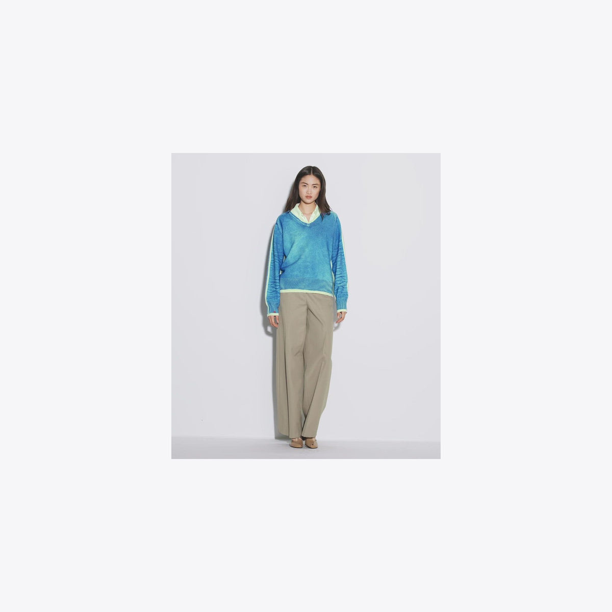 Tory Burch Merino Wool Sweater - Antique Travertine/ V-Neck Print - 4