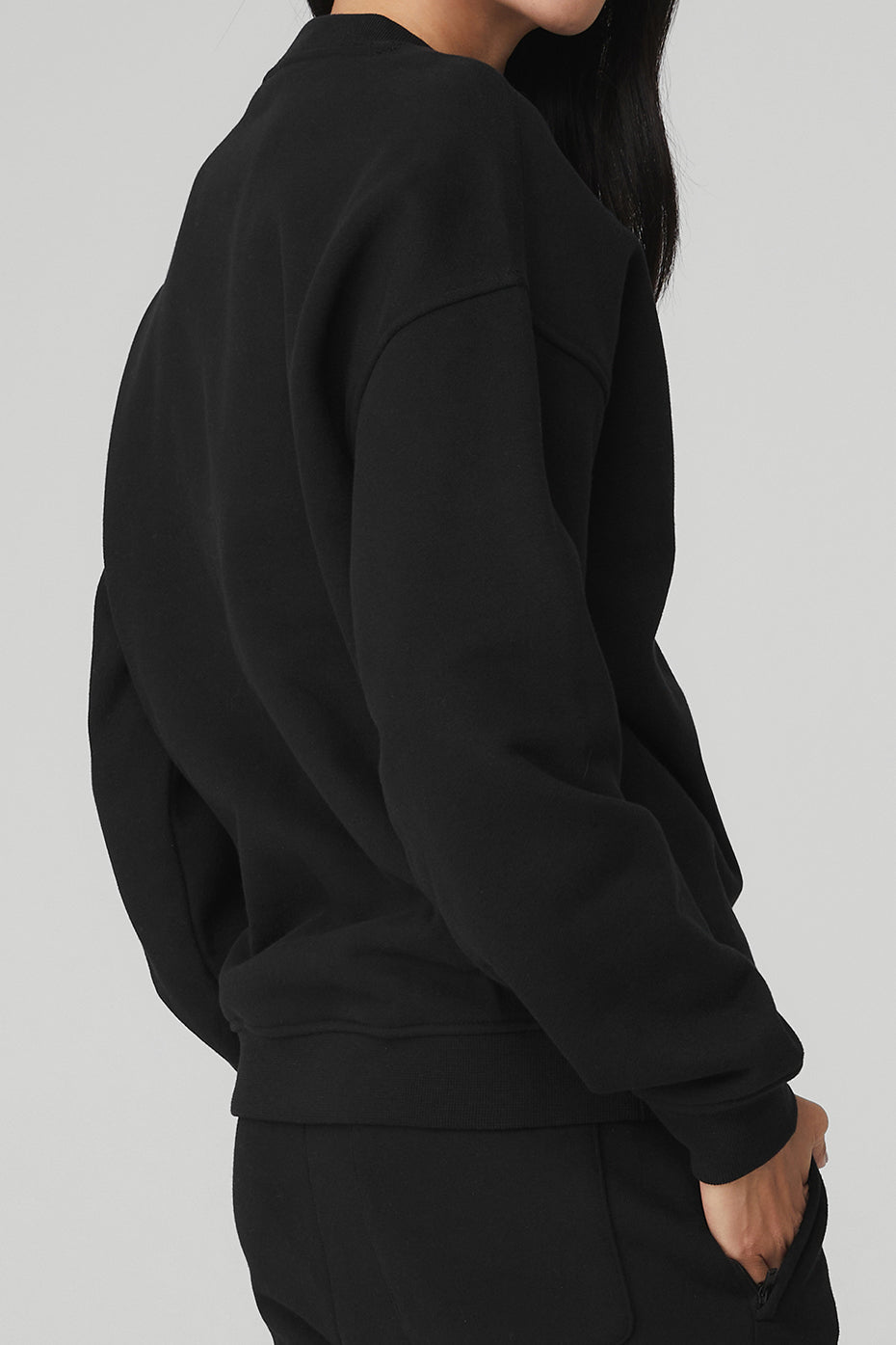 ALO Yoga Renown Heavy Weight Crew Neck Pullover - Black - 5