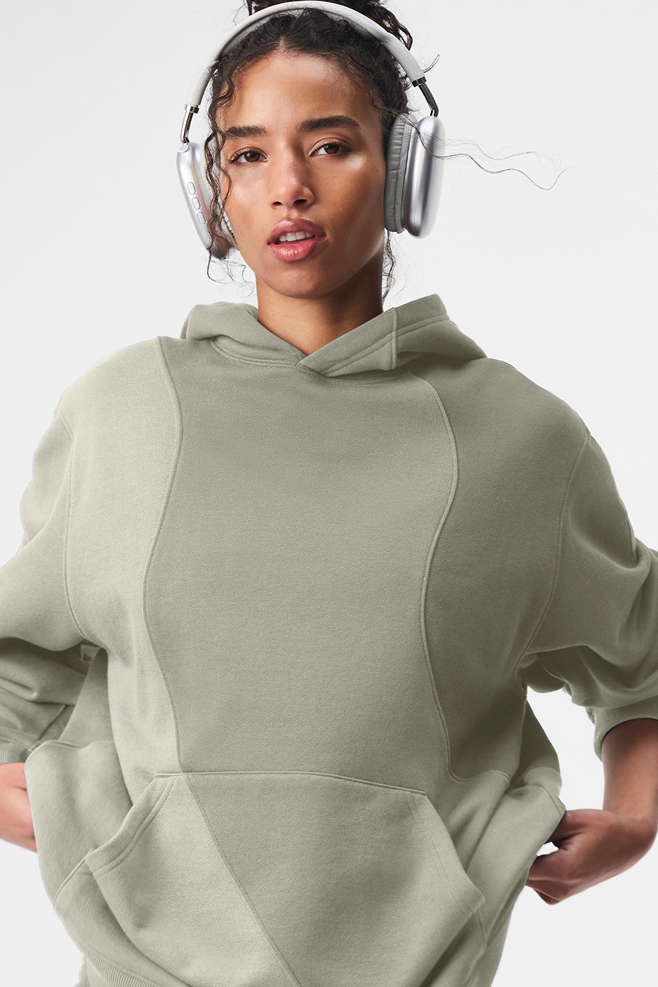 ALO Yoga Make Waves Hoodie - Limestone Tonal