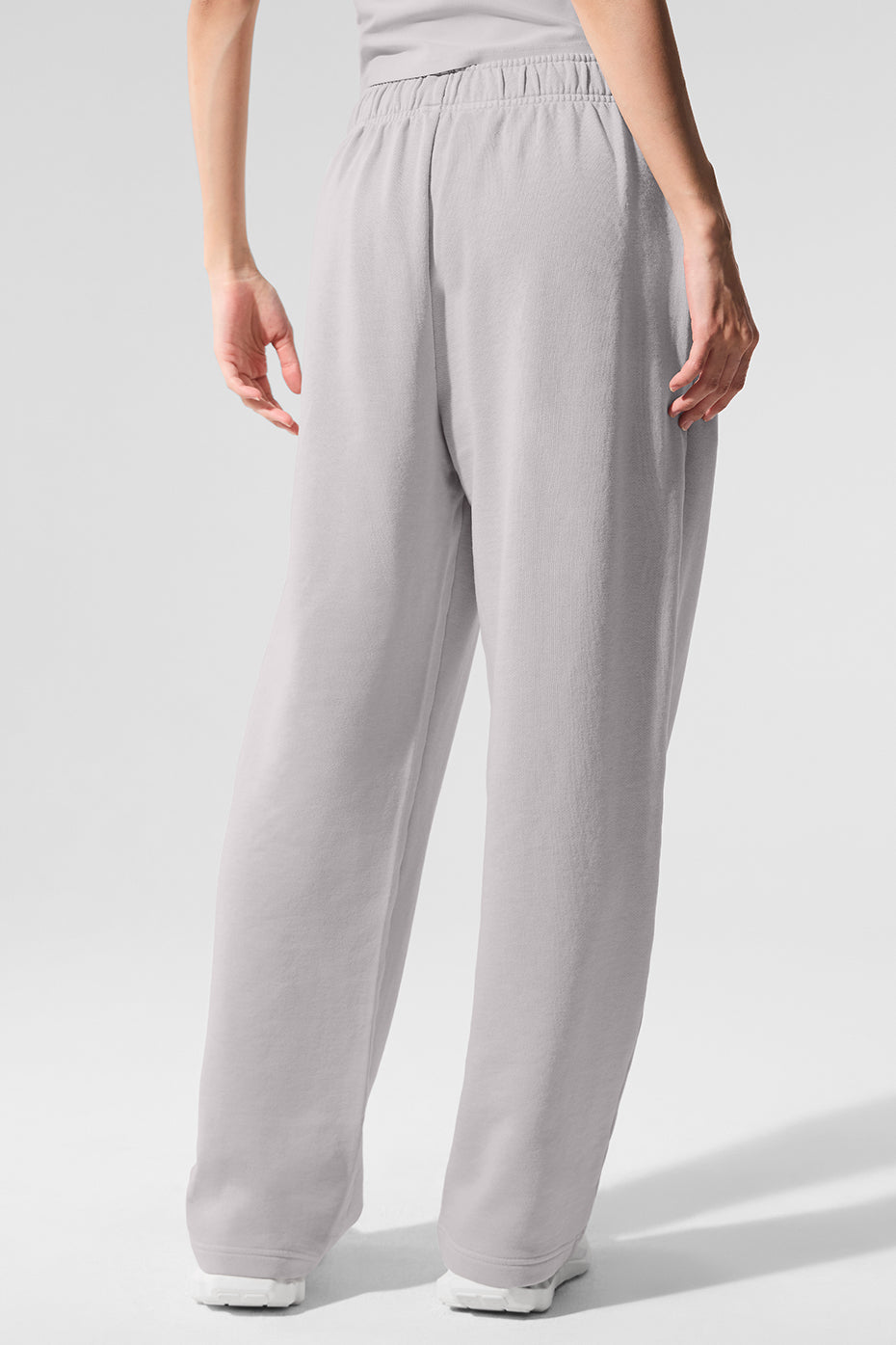 ALO Yoga Washed Accolade Straight Leg Sweatpant - Grey Sky Wash - 3