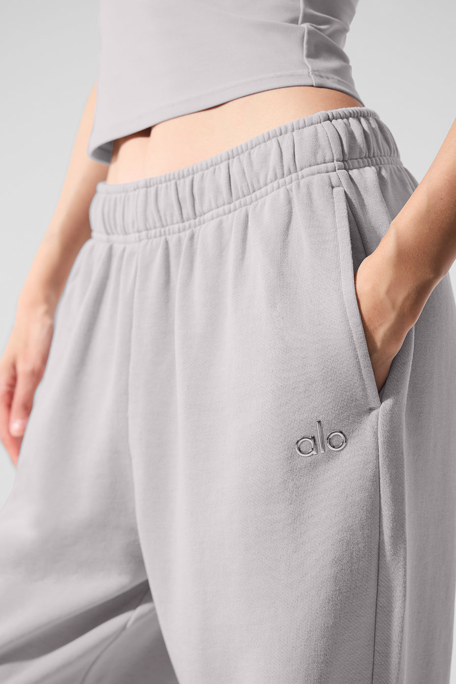 ALO Yoga Washed Accolade Straight Leg Sweatpant - Grey Sky Wash - 4