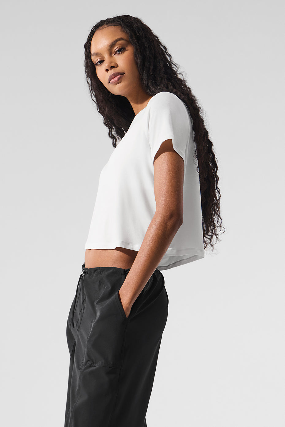 ALO Yoga Cropped All Day Short Sleeve - White - 3