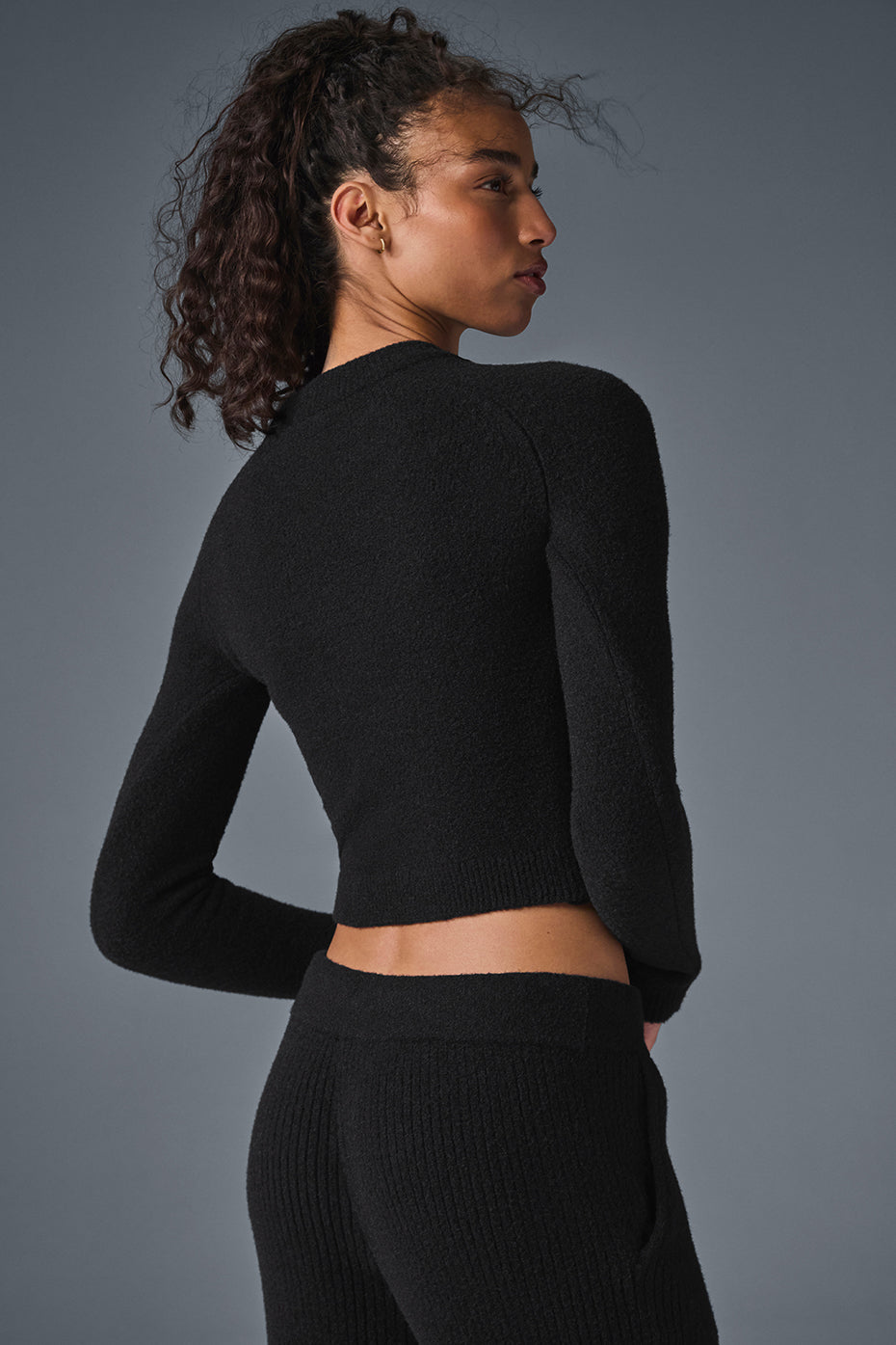 ALO Yoga Snuggle Up Sweater Long Sleeve - Black - 3