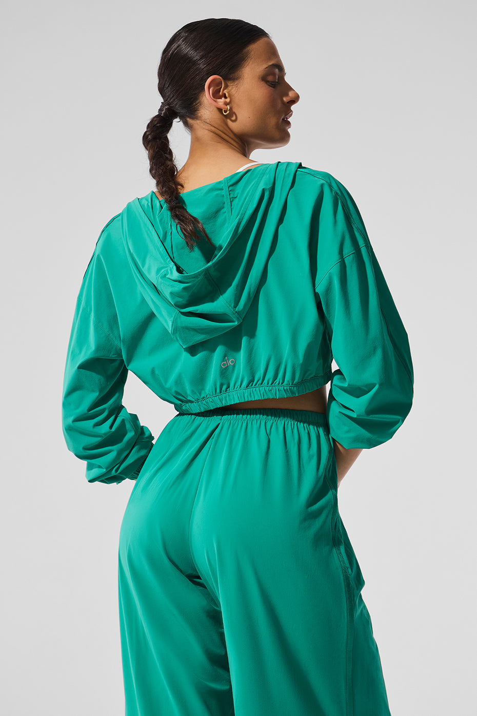ALO Yoga Cropped Breezy Full-Zip Hoodie - Spruce Green - 3