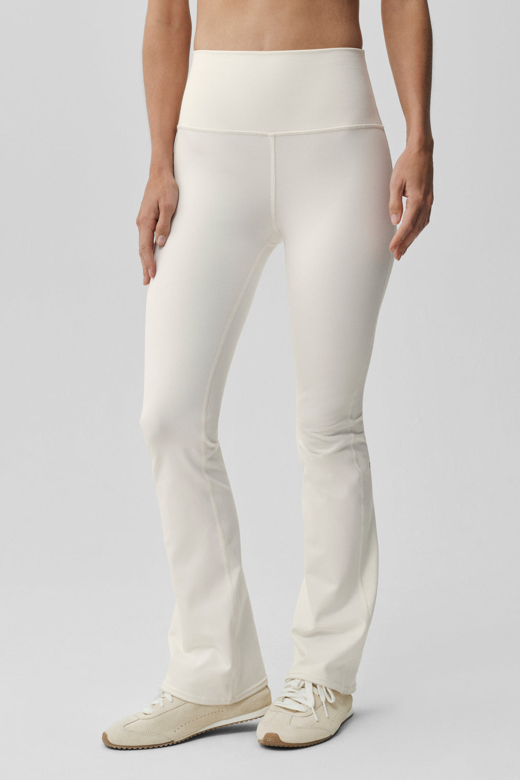 ALO Yoga Airbrush High-Waist Bootcut Legging (Regular) - Ivory - 2