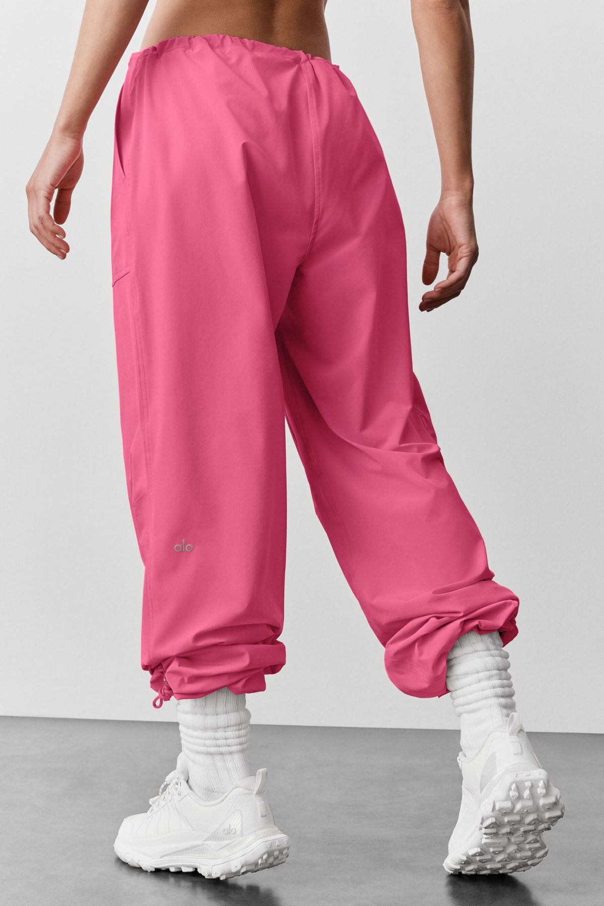 ALO Yoga Low Rise Megastar Cargo Pant - Paradise Pink - 2