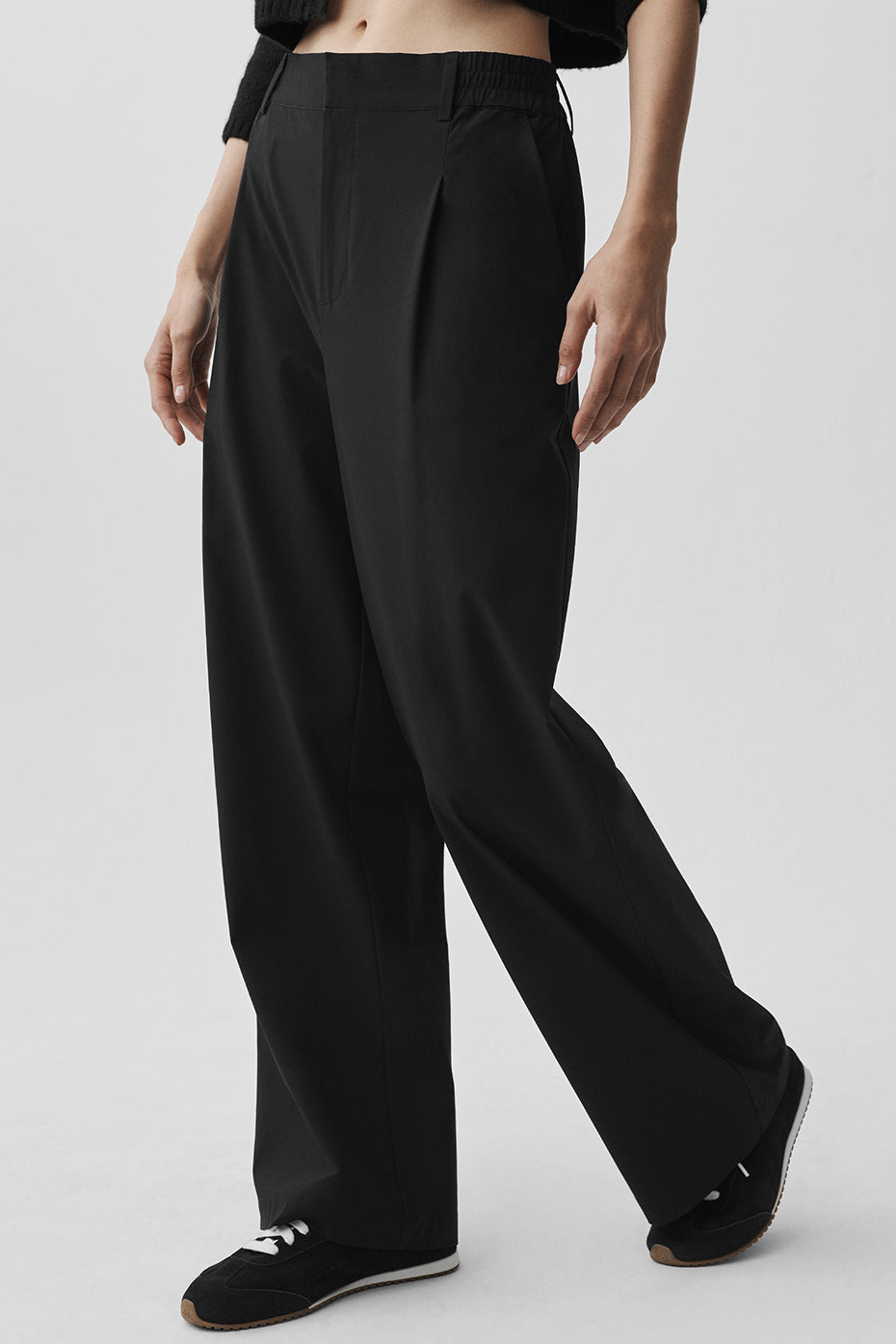ALO Yoga High-Waist Pursuit Trouser (Regular) - Black - 3