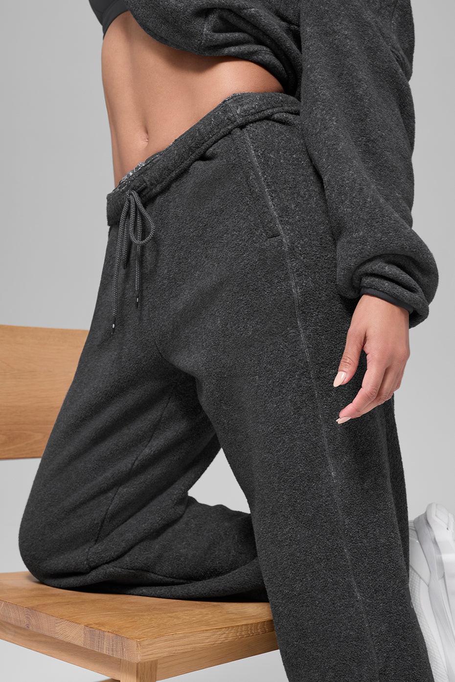 ALO Yoga Polar Fleece High-Waist Retreat Jogger - Dark Heather Grey - 2