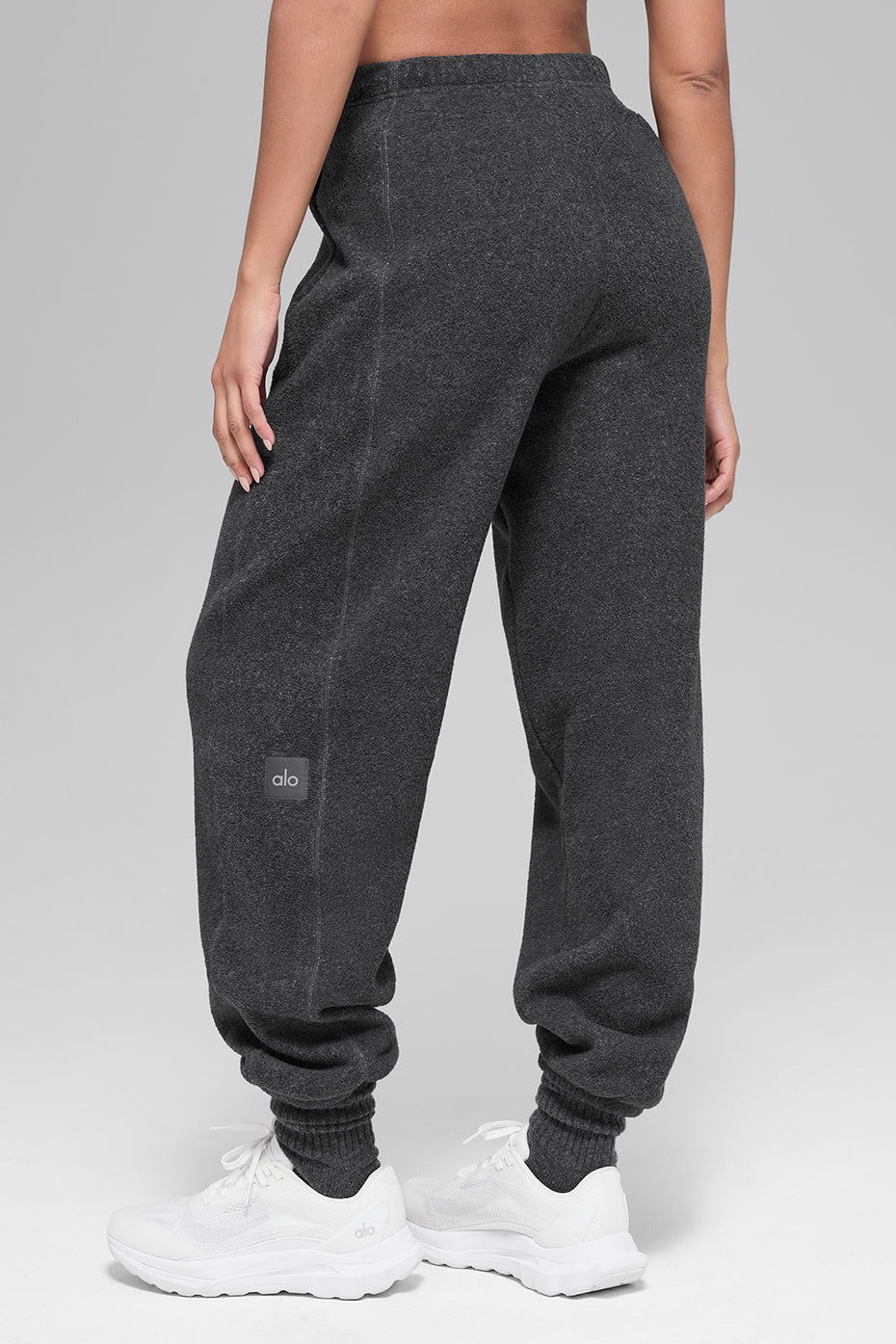 ALO Yoga Polar Fleece High-Waist Retreat Jogger - Dark Heather Grey - 3