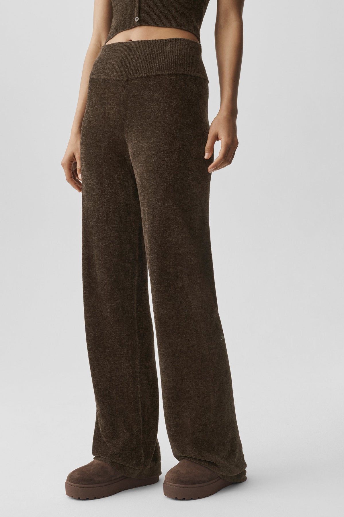 ALO Yoga Micro Chenille High-Waist Straight Leg Pant - Espresso - 3