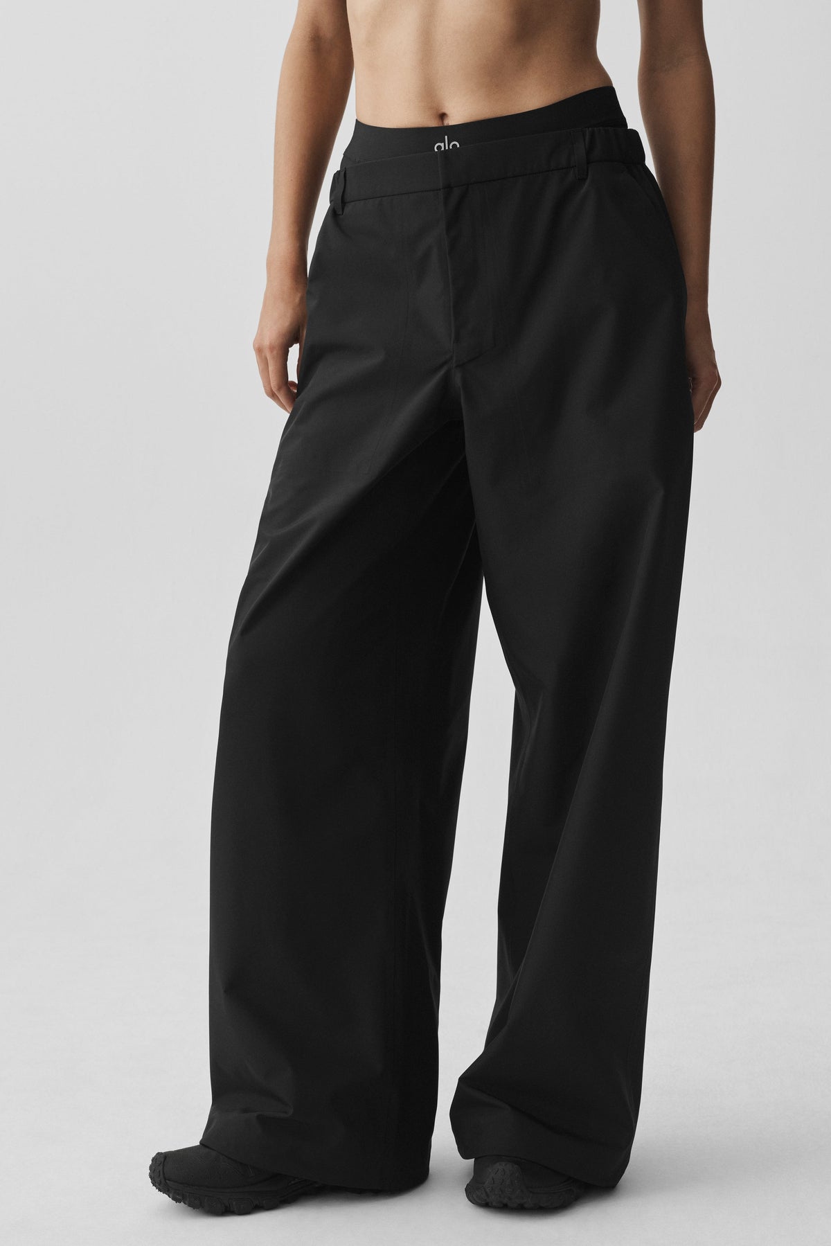ALO Yoga Femme Alpha Shell High-Waist Pant - Black