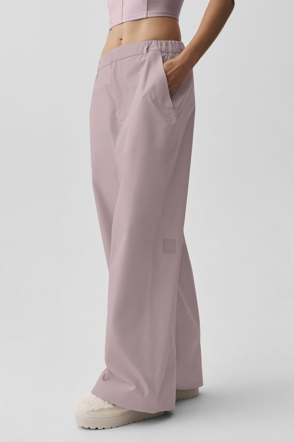 ALO Yoga Femme Alpha Shell High-Waist Pant - Frosted Pearl - 3