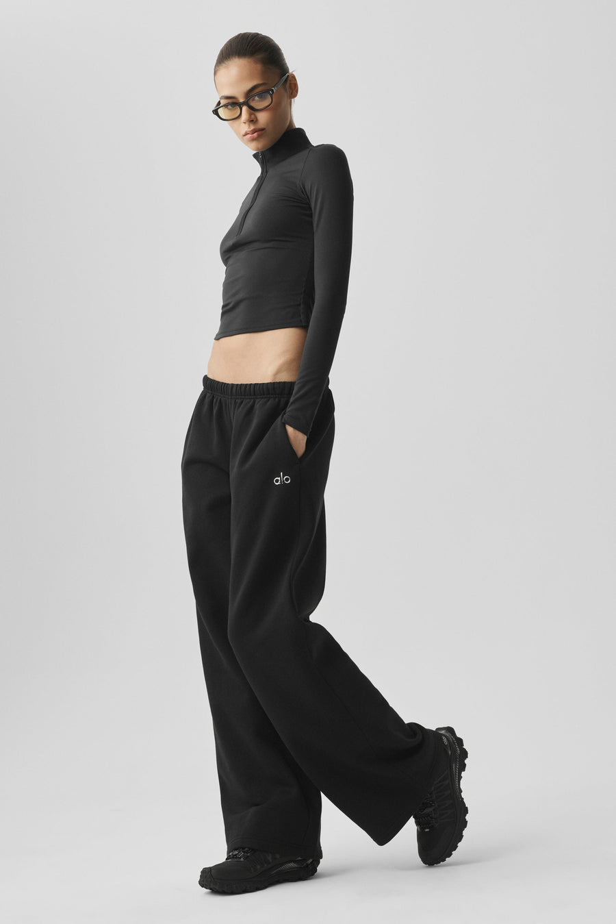 ALO Yoga Accolade Low-Rise Wide Leg Sweatpant