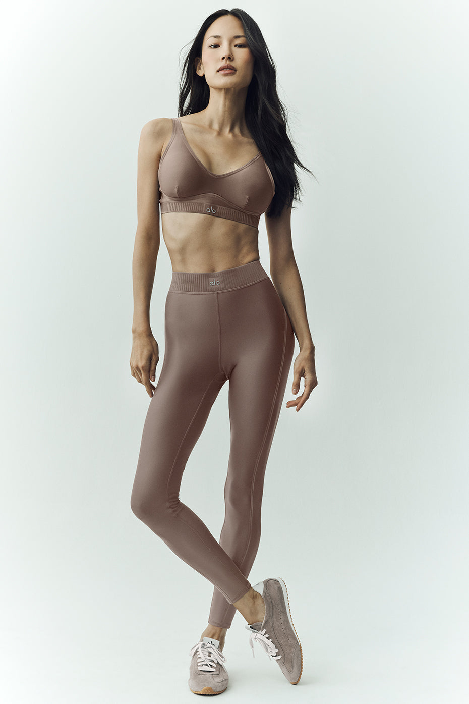 ALO Yoga Airlift Line Up Mirage Bra - Alpine Cocoa - 4