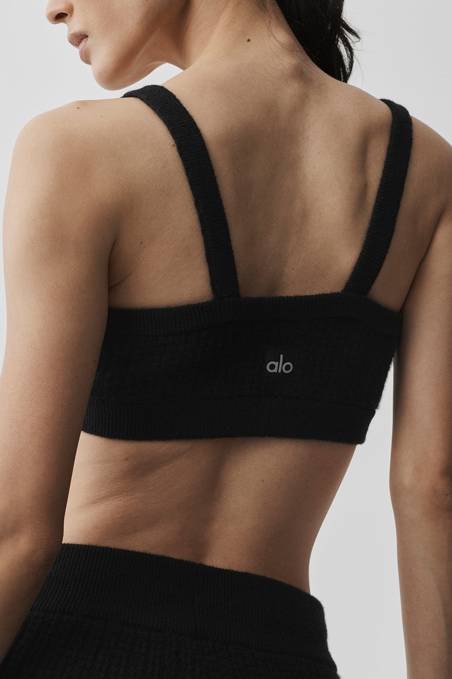 ALO Yoga Cashmere Plush Waffle V-Neck Bra - Black - 2