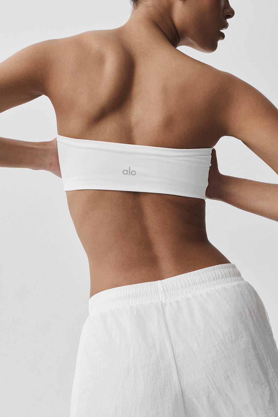 ALO Yoga Airbrush Bandeau Bra - White - 4