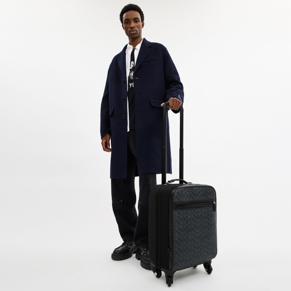 Coach Wheeled Carry On In Signature Canvas - Charcoal