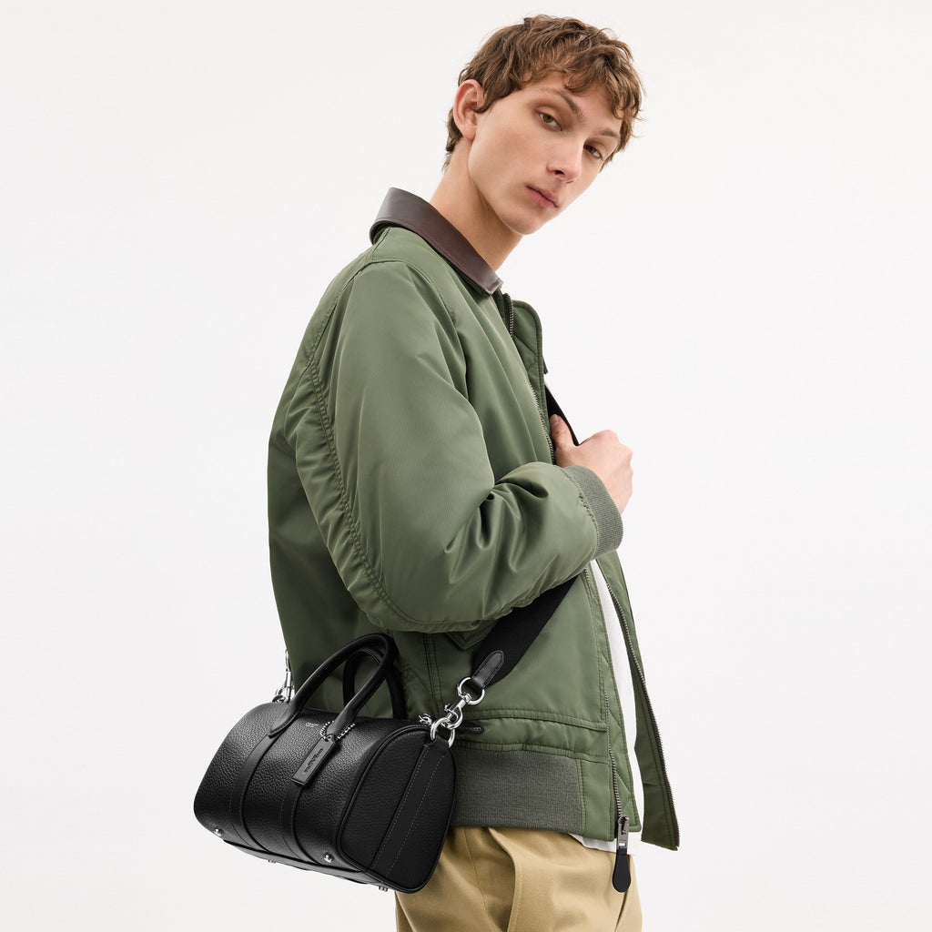 Coach Compass Bag 25 - Black (4)