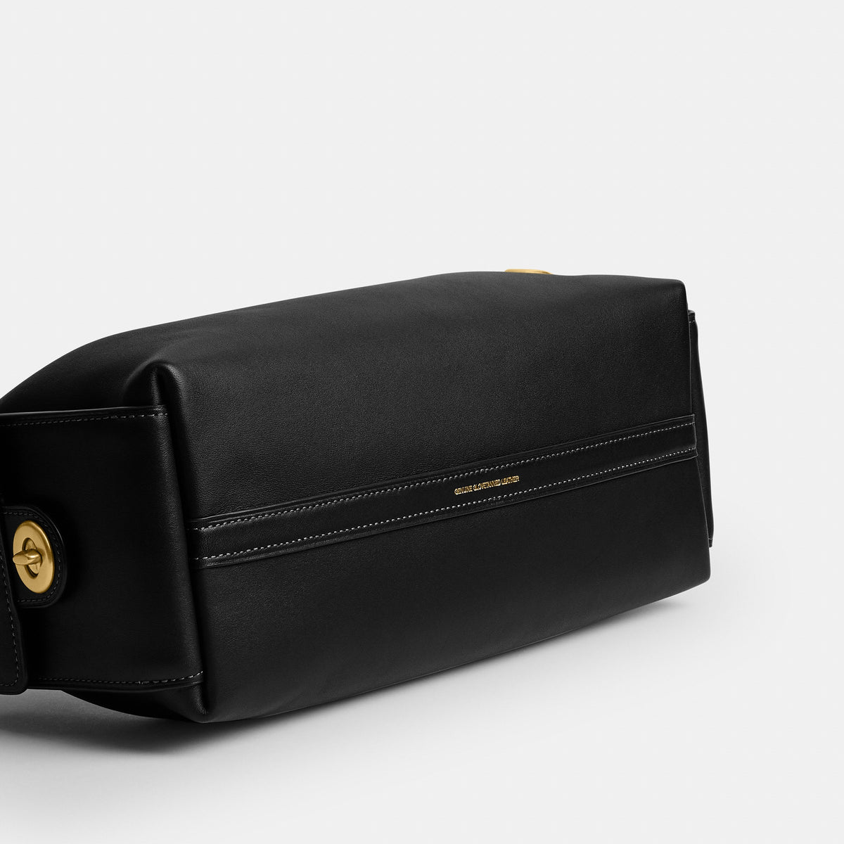 Coach Pocket Juliet Bag 30 - Brass/Black (4)