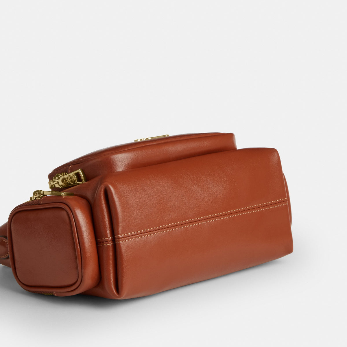 Coach Laurel Shoulder Bag 22 With Pockets - Gold/Cinnamon (Women's)