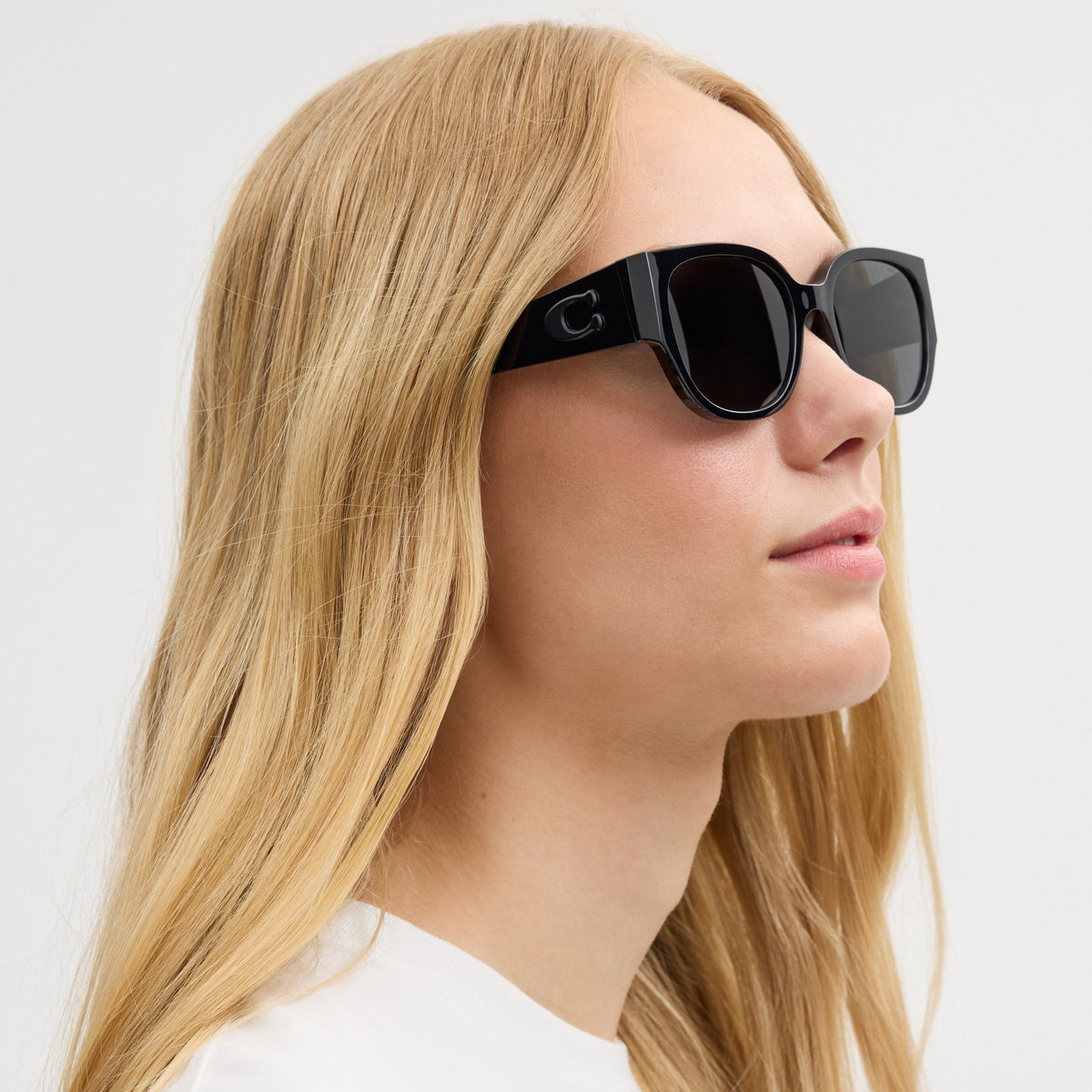 Coach Beveled C Square Sunglasses - Black (4)
