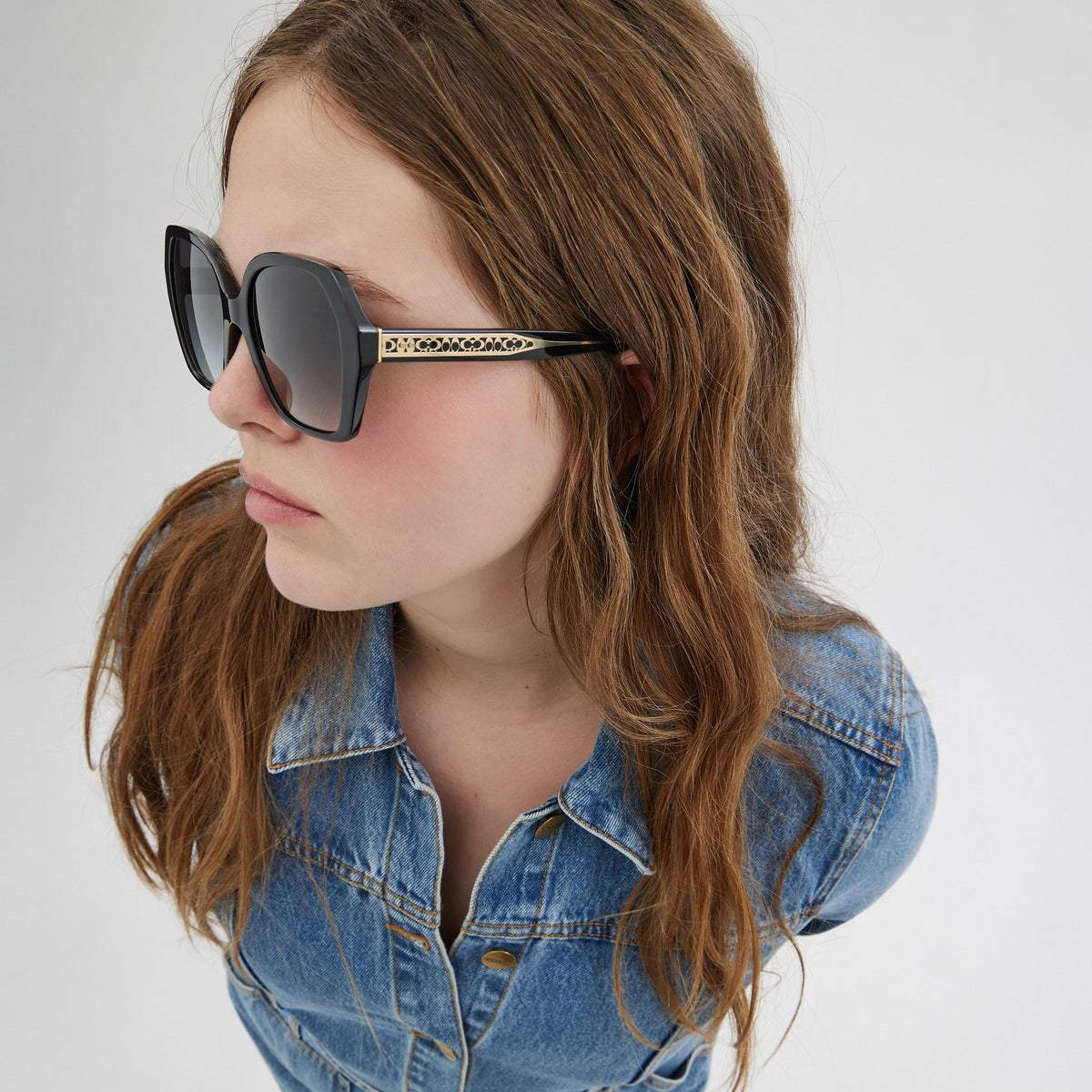 Coach Signature Ombré Geometric Square Sunglasses - Grey Gradient (4)