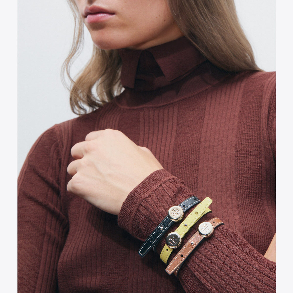 Tory Burch Icon Leather Bracelet - Light Brass / Black - 3
