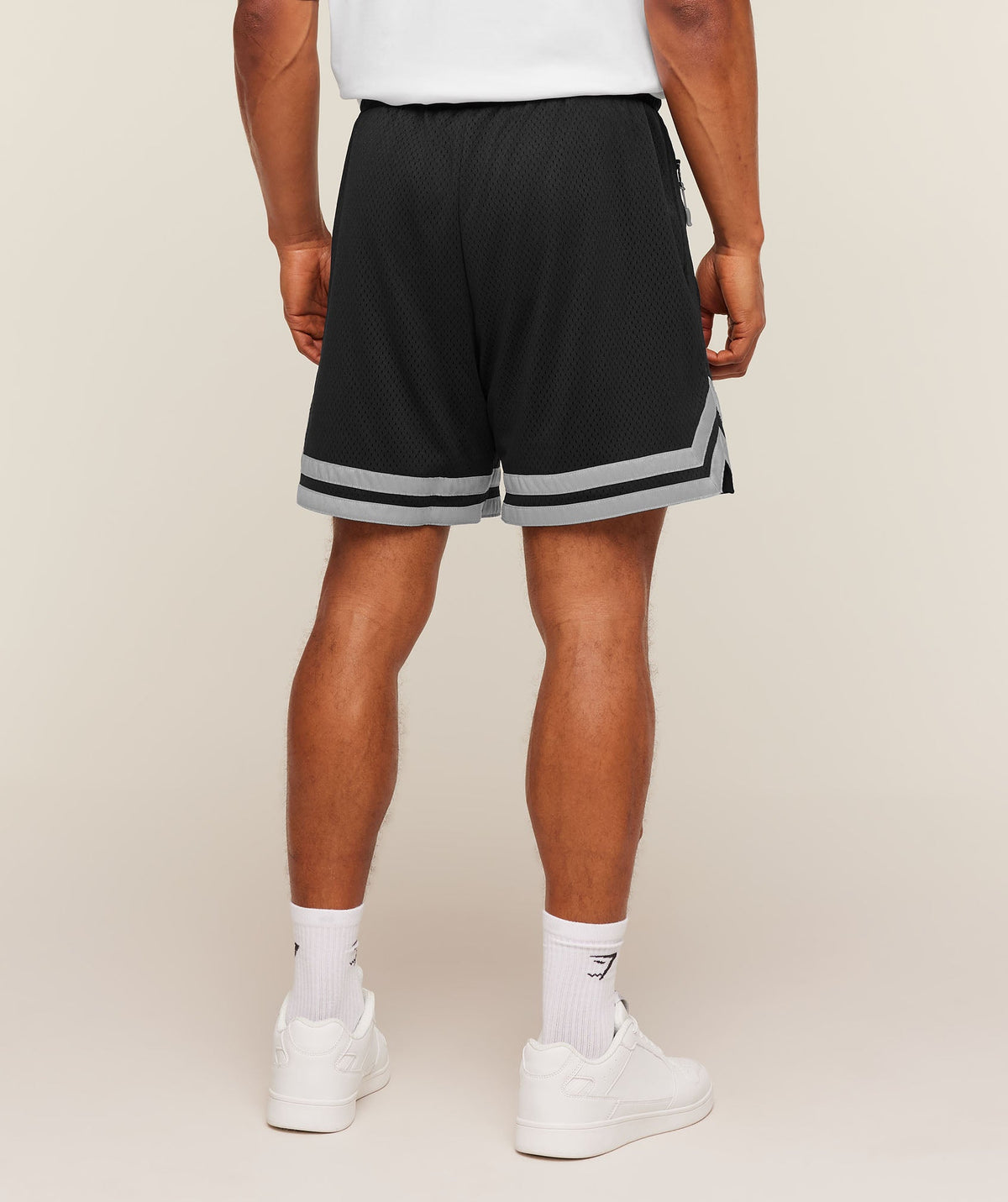 Gymshark Campus Mesh Shorts - Black - 2