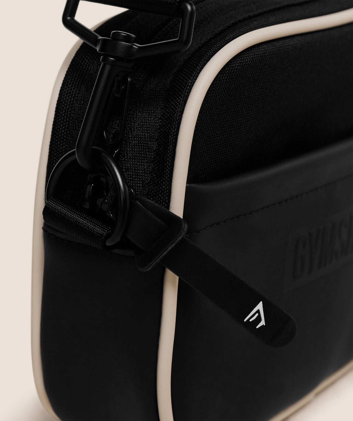 Gymshark Everyday Camera Bag - Black/Oat White - 2
