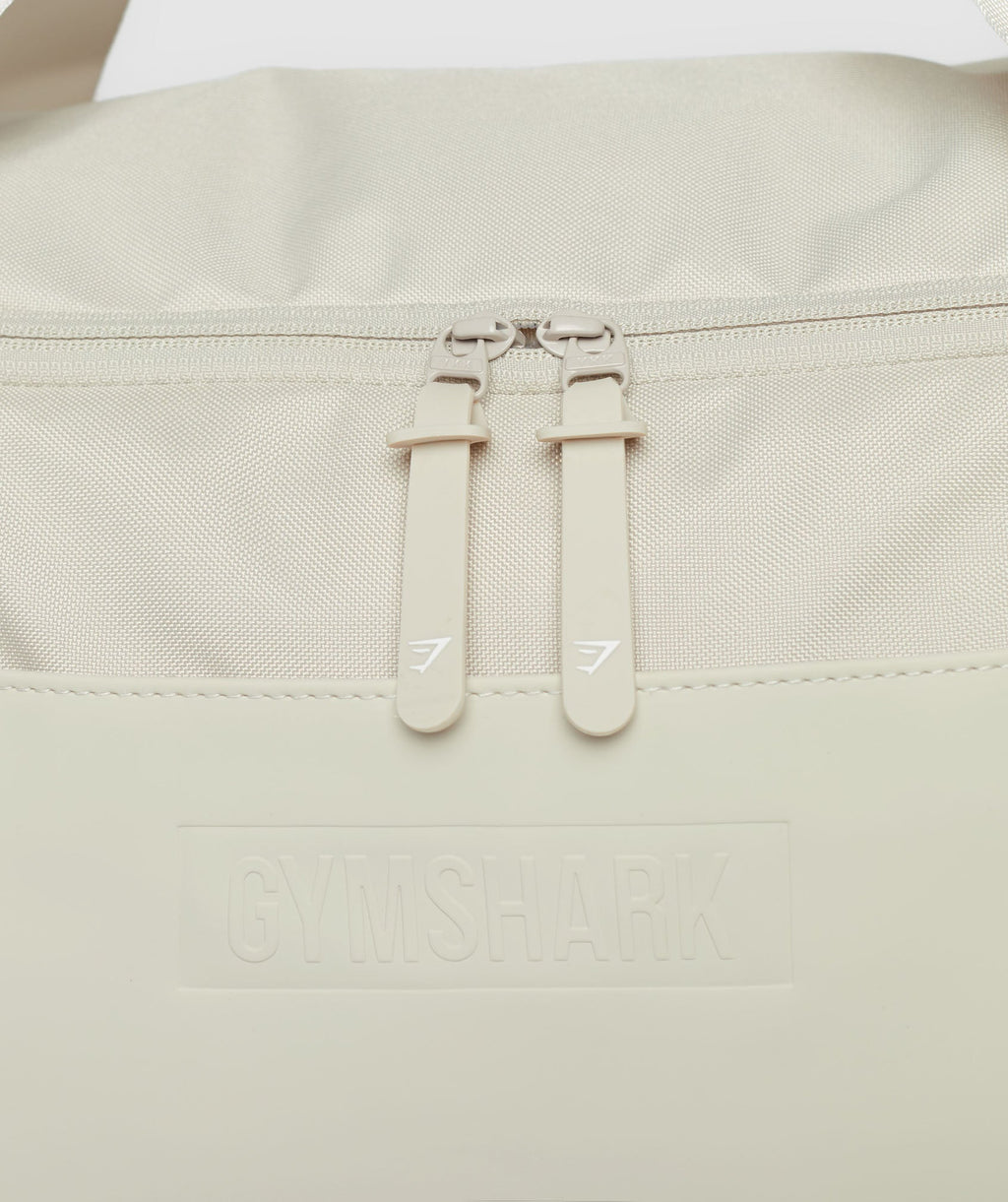 Gymshark Everyday Holdall Small - Pebble Grey - 6