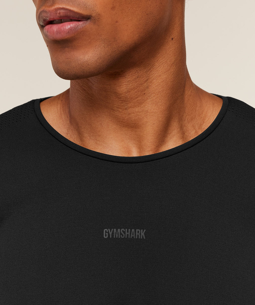 Gymshark Distance Seamless T-Shirt - Black - 6