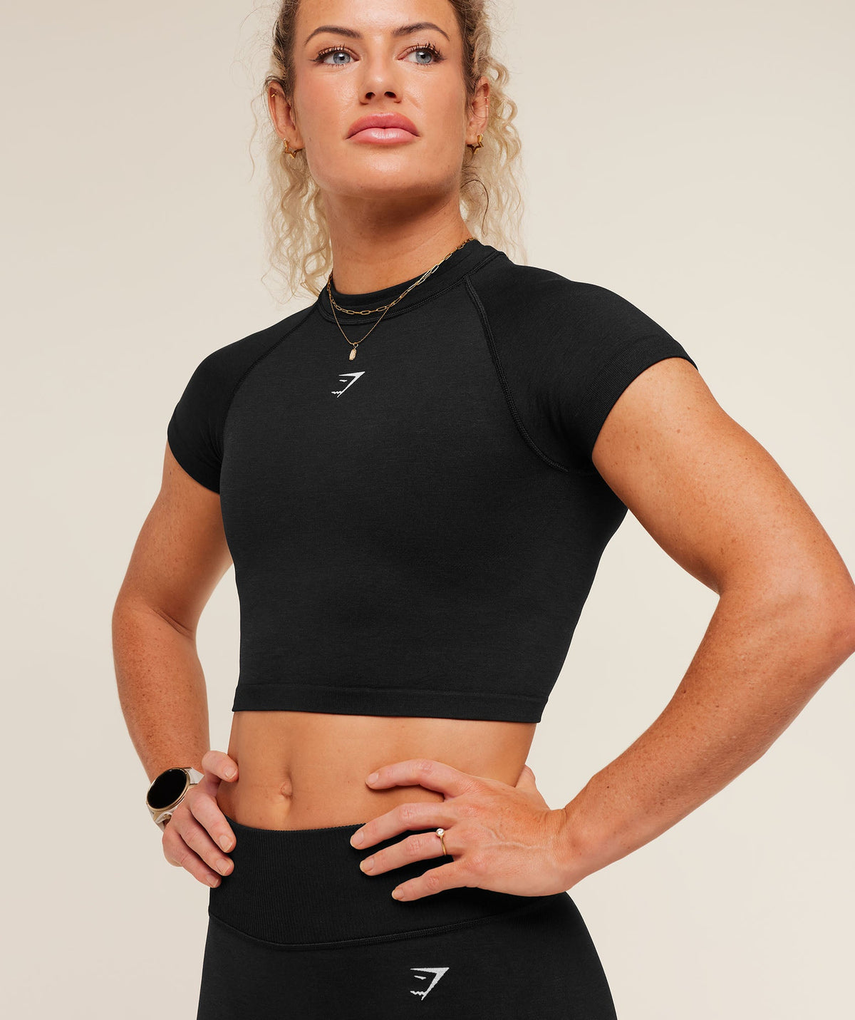 Gymshark Relay Seamless Short Sleeve Crop Top - Black - 6